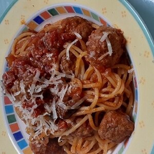 トマトソースのミートボールスパゲッティ